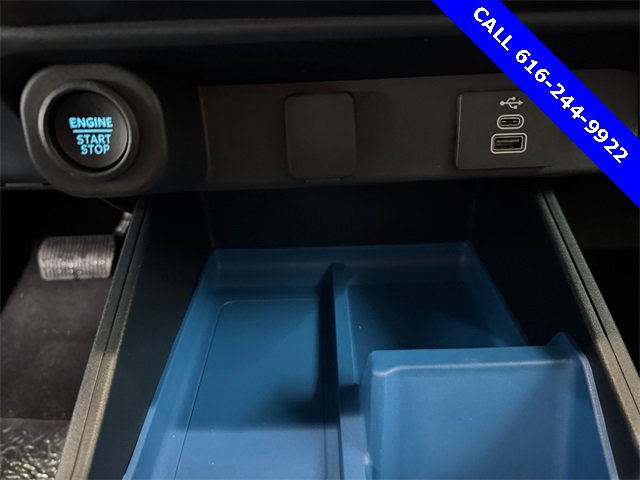 New 2025 Ford Maverick XLT w/ XLT Luxury Package image 15