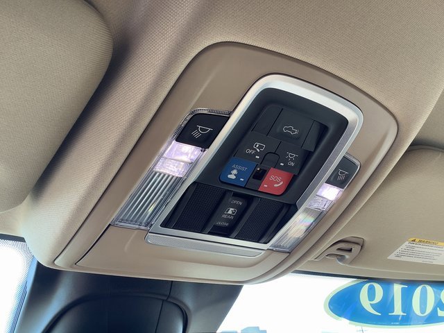 Used 2019 RAM 3500 Limited image 21