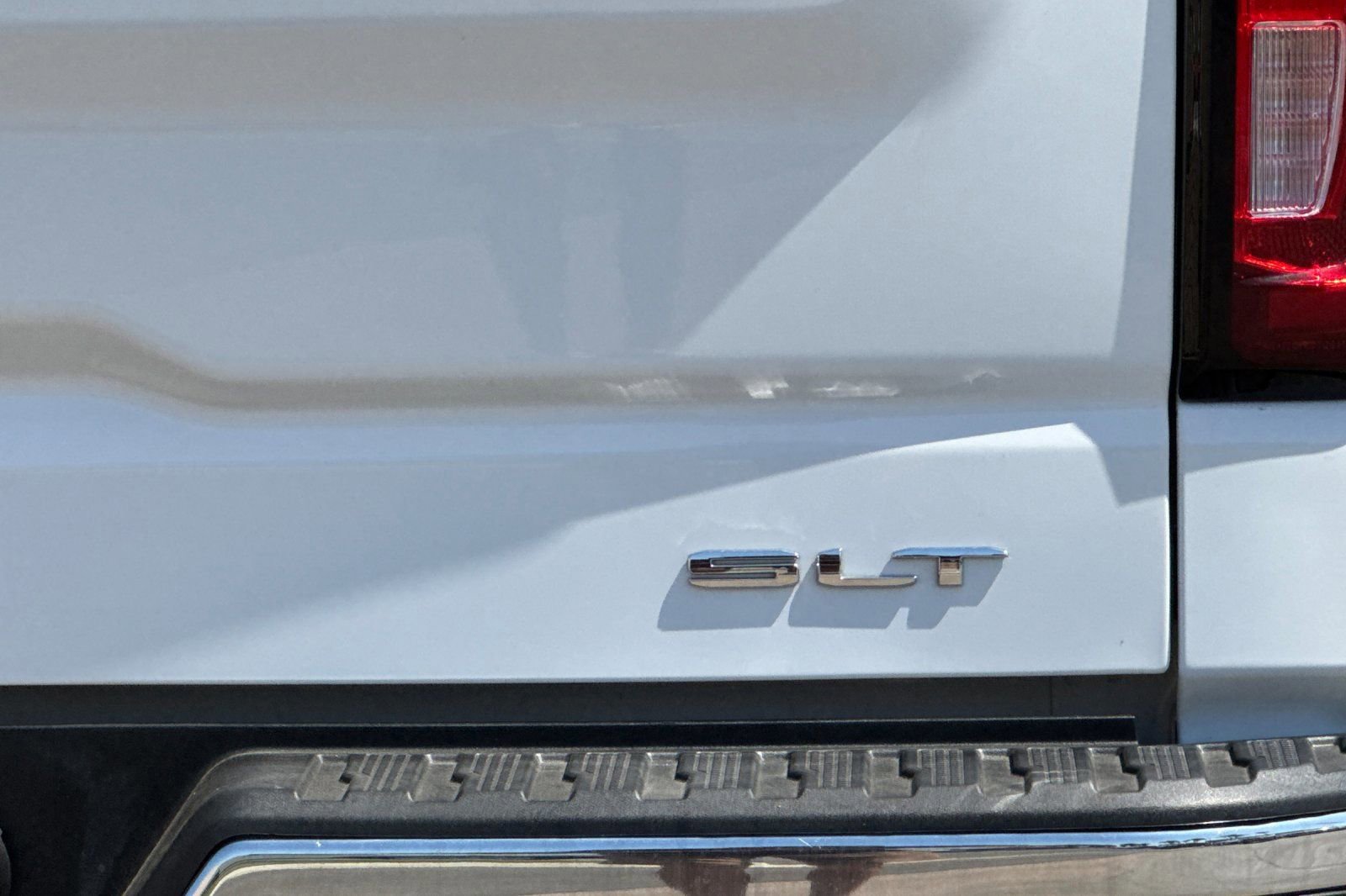 Certified 2025 GMC Sierra 1500 SLT RWD image 27