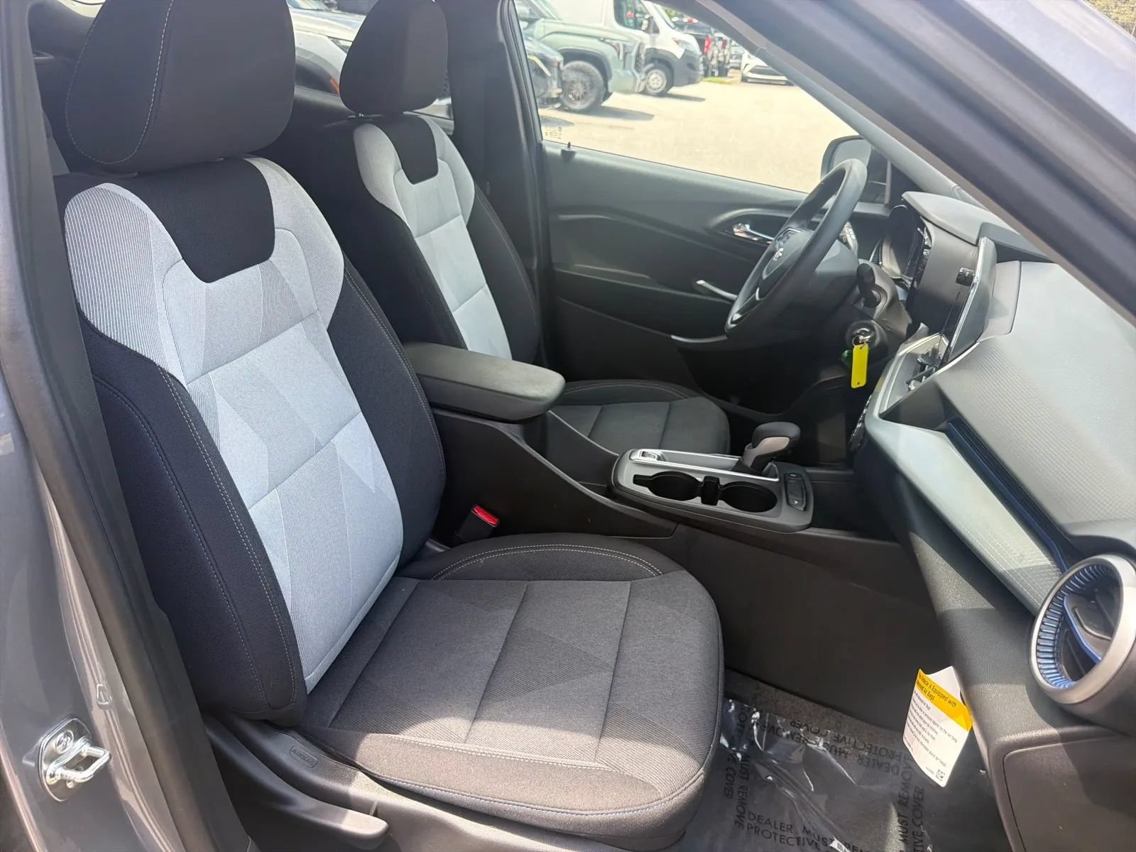 Used 2026 Chevrolet Trax LS FWD image 16