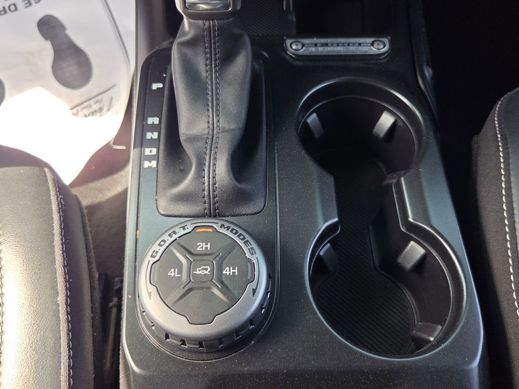 Used 2025 Ford Bronco Outer Banks image 19