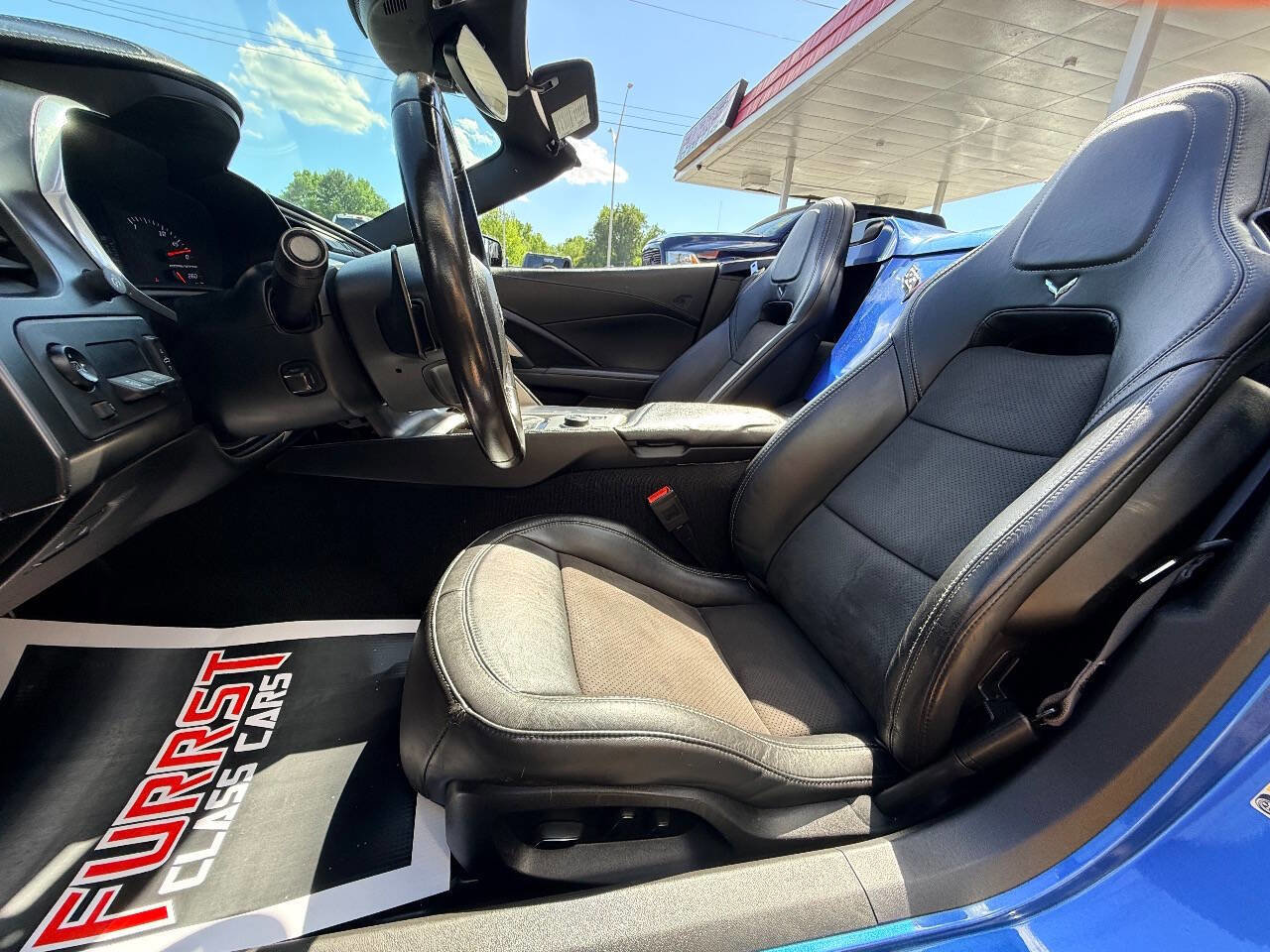 Used 2015 Chevrolet Corvette Stingray Convertible w/ 2LT Preferred Equipment Group RWD image 28