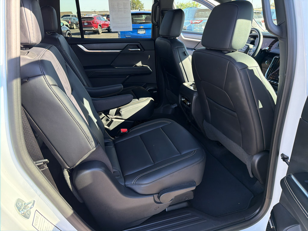 Used 2026 GMC Acadia Elevation w/ Elevation Premium Package AWD/4WD image 21