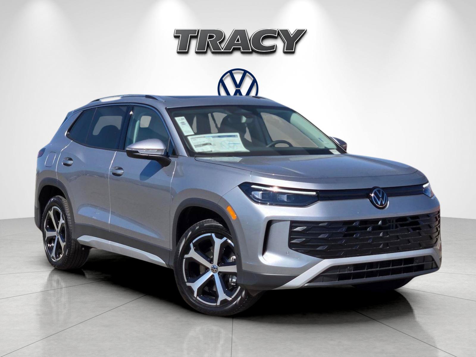 New 2026 Volkswagen Tiguan SE AWD/4WD image 2