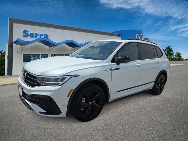 Used 2023 Volkswagen Tiguan SE R-Line