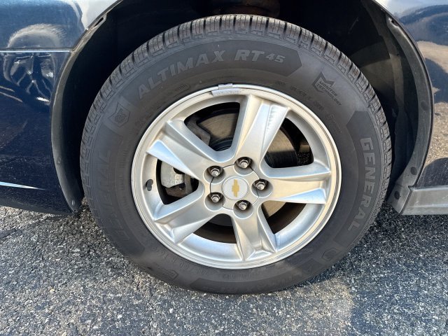 Used 2005 Chevrolet Malibu LS FWD image 6