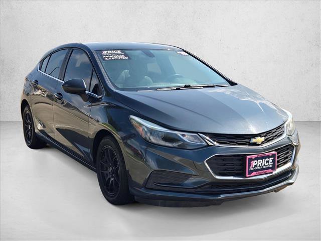 Used 2018 Chevrolet Cruze LT w/ Convenience Package FWD video 3