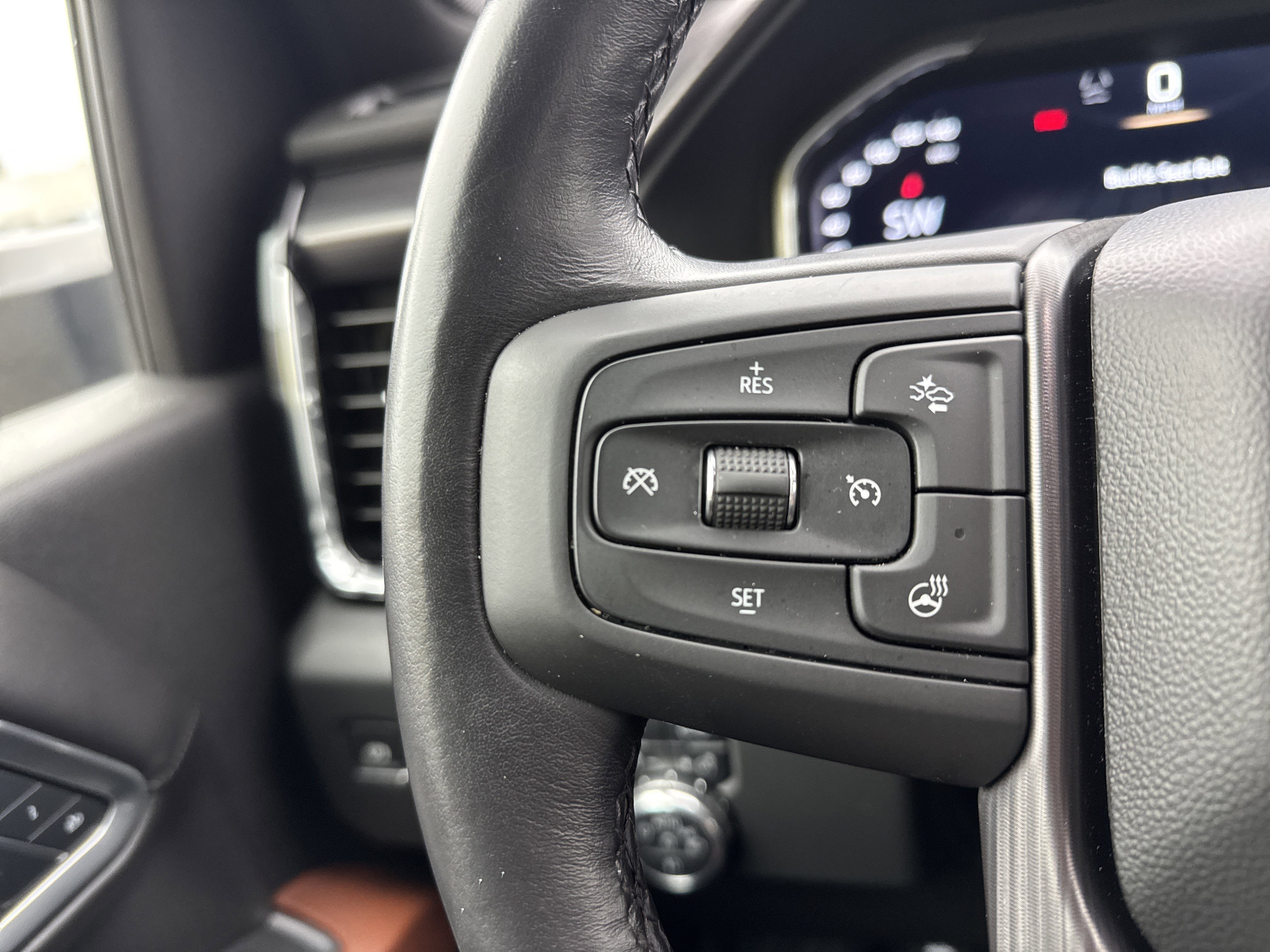 Used 2024 GMC Sierra 3500 Denali Ultimate image 20