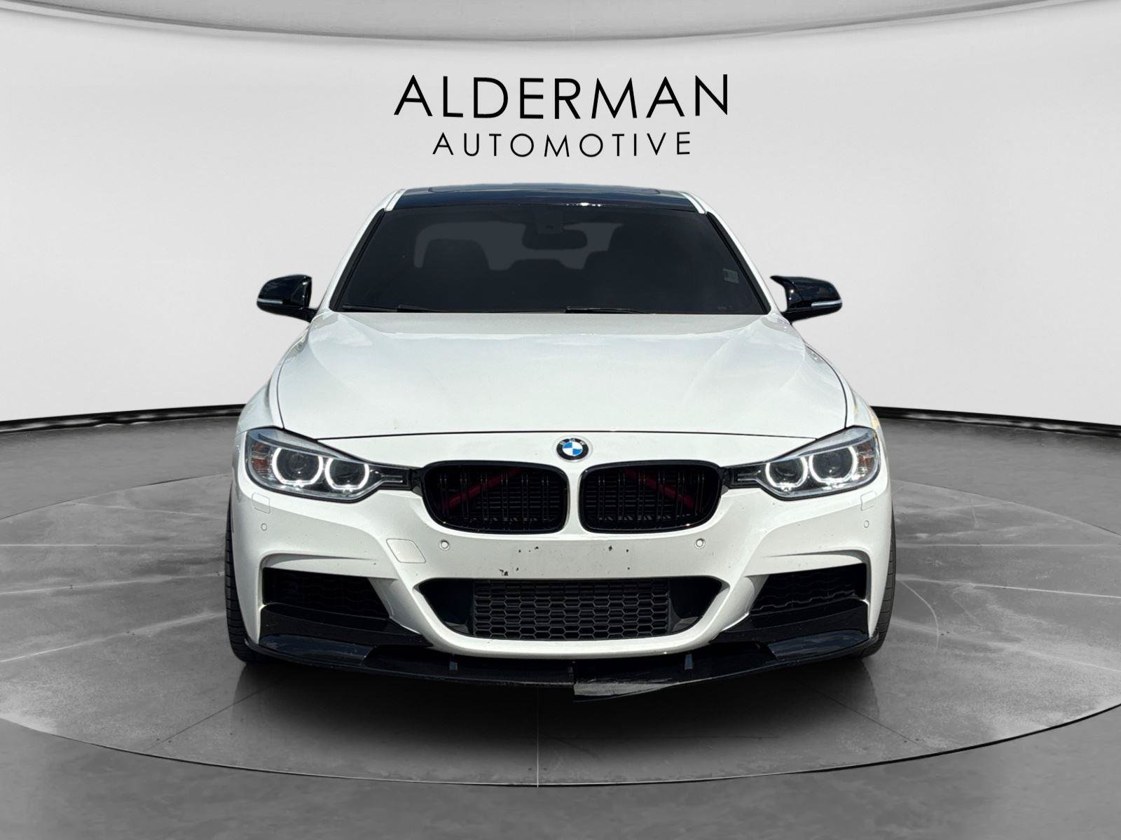 Used 2014 BMW 335i xDrive Sedan AWD/4WD image 8