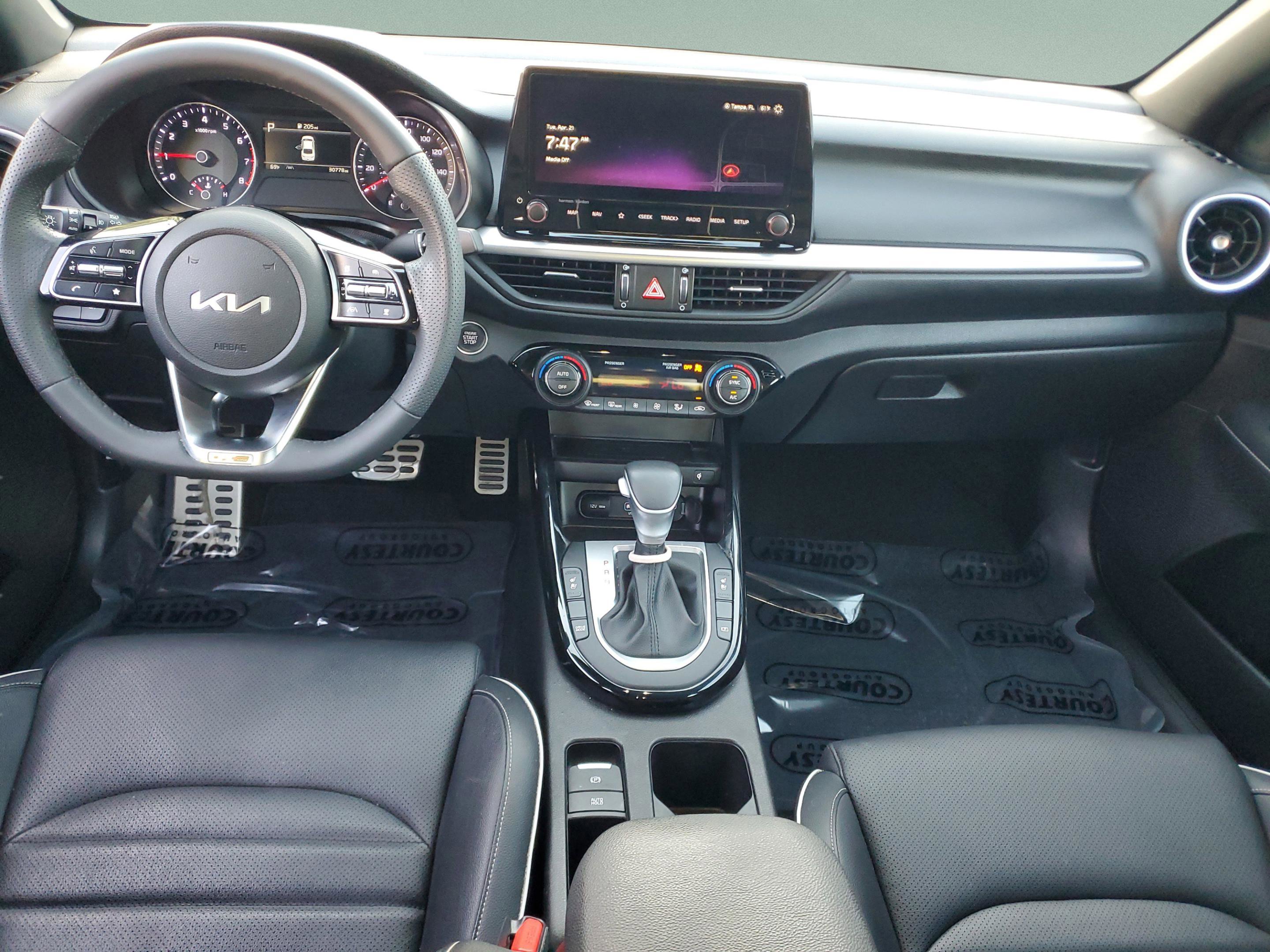 Certified 2023 Kia Forte GT-Line w/ GT-Line Premium Package FWD image 11