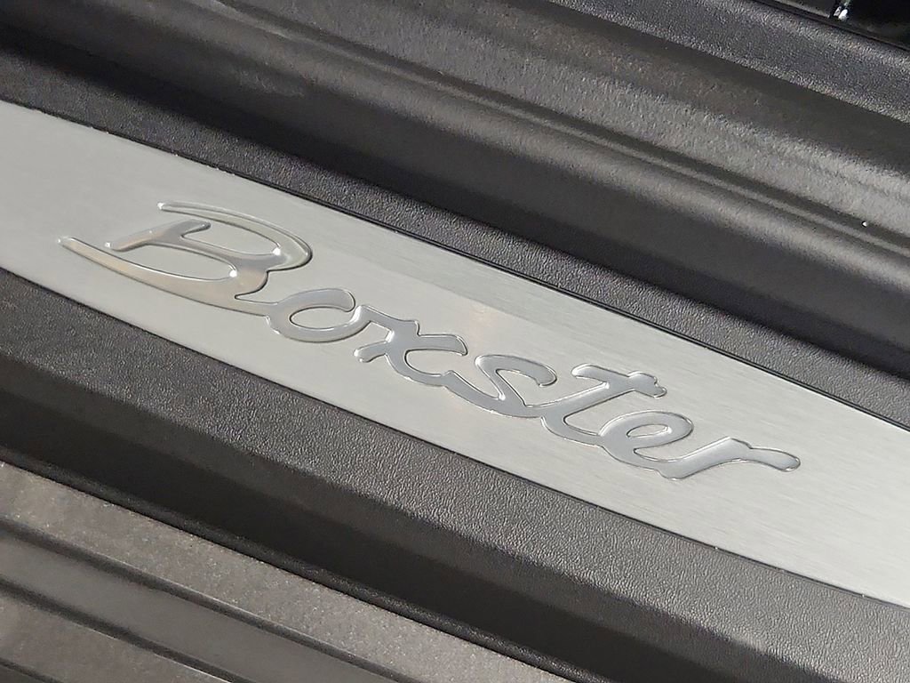 Certified 2025 Porsche 718 Boxster RWD image 30