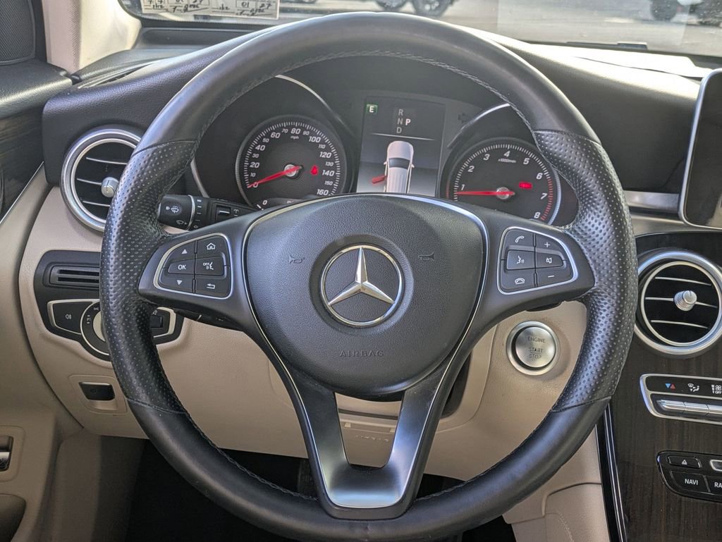 Used 2018 Mercedes-Benz GLC 300 4MATIC image 12