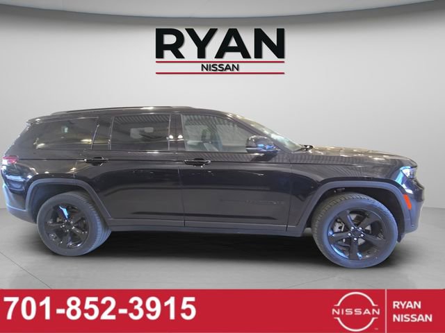 Used 2023 Jeep Grand Cherokee L Laredo image 6