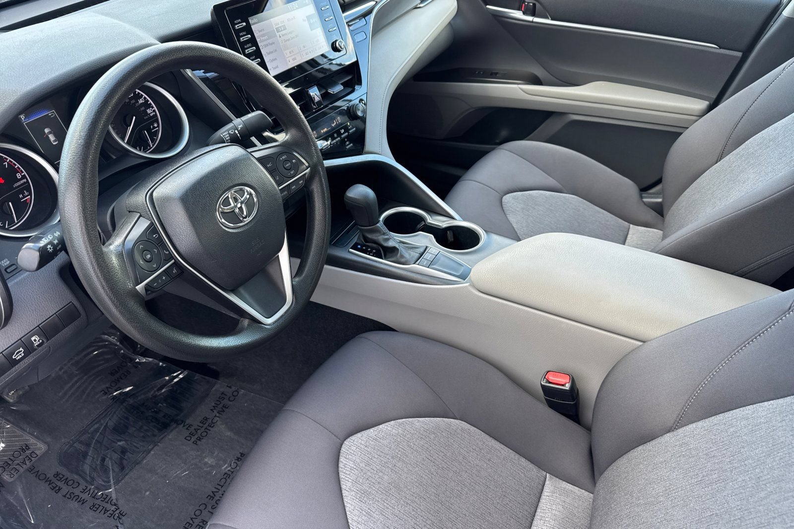 Used 2024 Toyota Camry LE FWD image 10