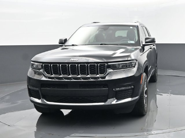 Used 2023 Jeep Grand Cherokee L Limited AWD/4WD image 28