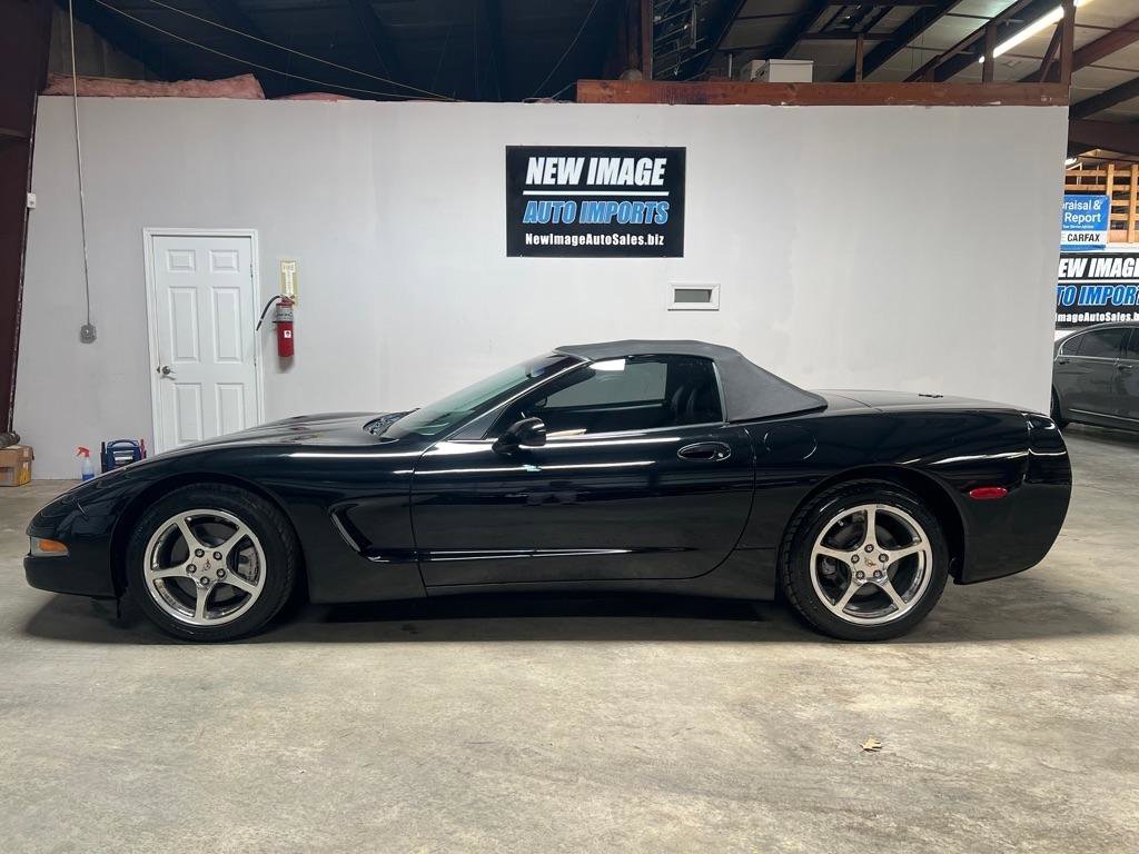 Used 2001 Chevrolet Corvette Convertible w/ Preferred Equipment Group2 RWD image 7