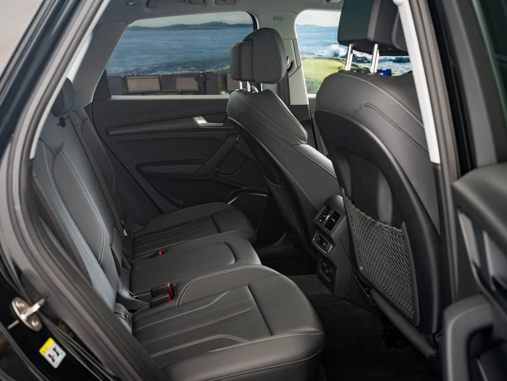 Certified 2024 Audi Q5 2.0T Premium w/ Convenience Package image 37