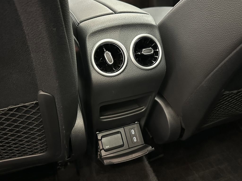 Certified 2024 Mercedes-Benz GLB 250 image 26