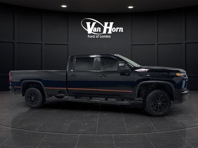 Used 2022 Chevrolet Silverado 2500 LTZ w/ LTZ Plus Package AWD/4WD image 2