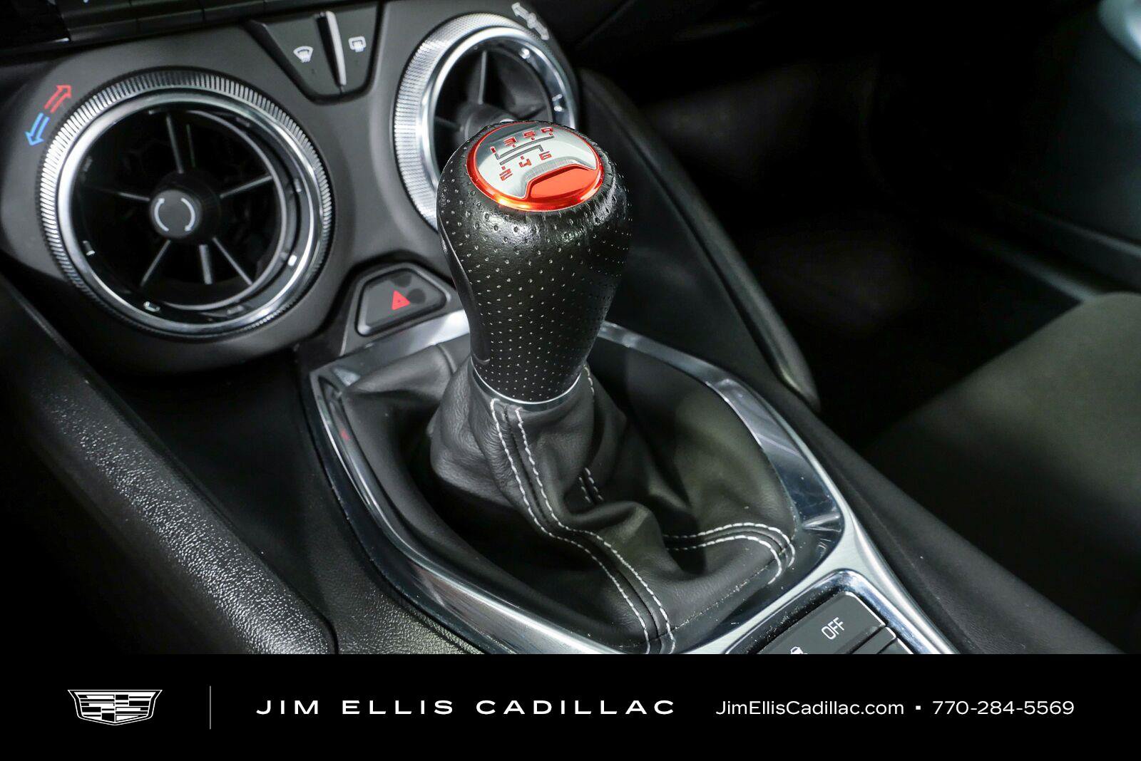 Used 2021 Chevrolet Camaro LT RWD image 16