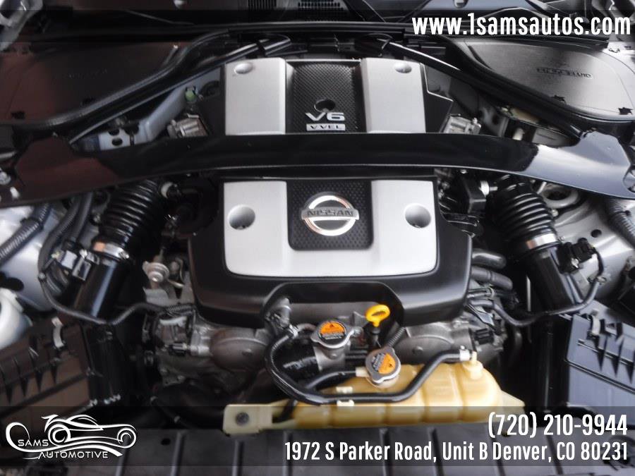 Used 2013 Nissan 370Z Coupe RWD image 22