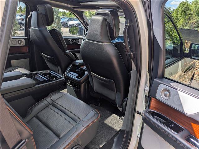 Used 2023 Lincoln Navigator Black Label AWD/4WD image 14