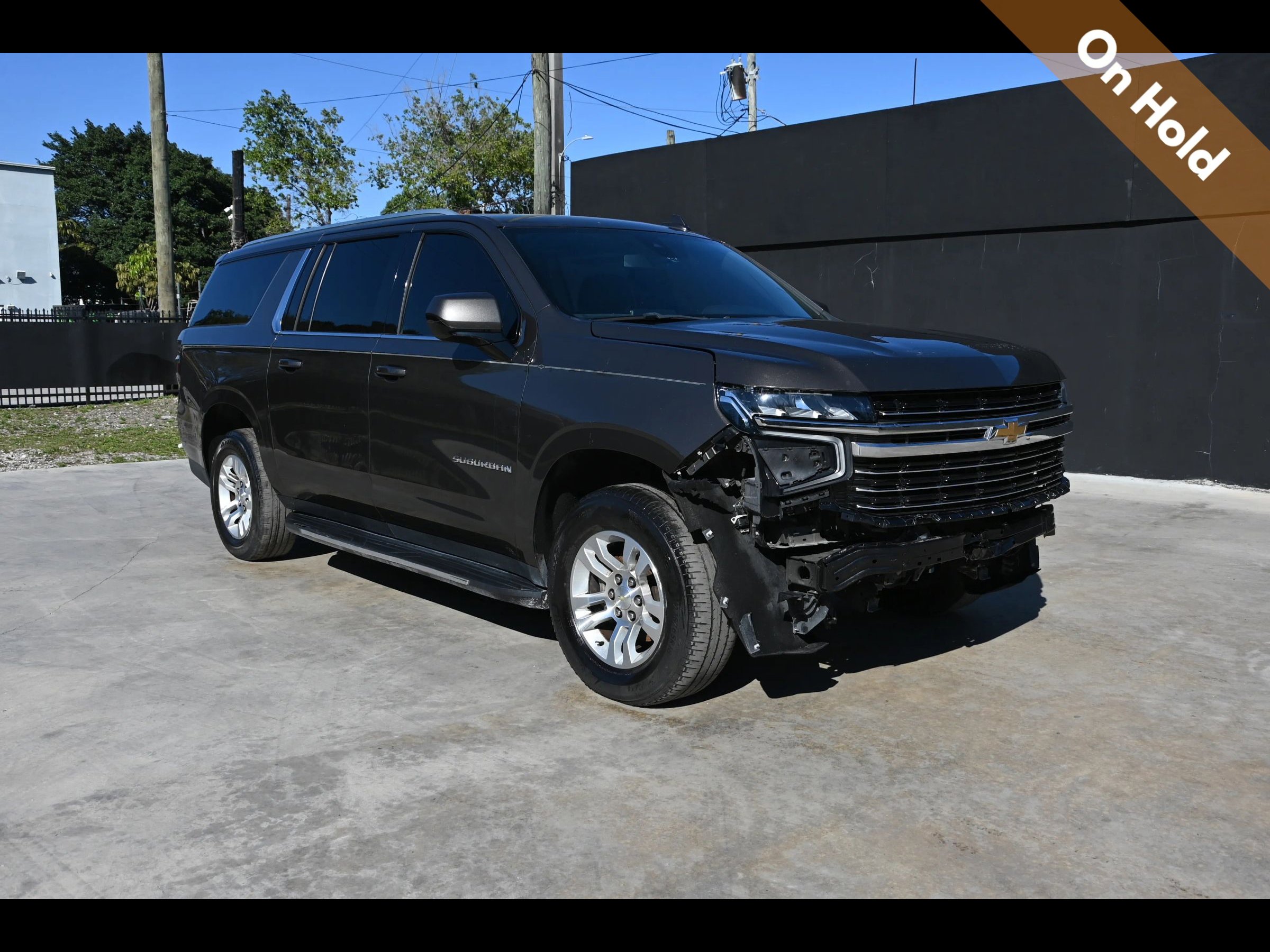 Used 2021 Chevrolet Suburban LT