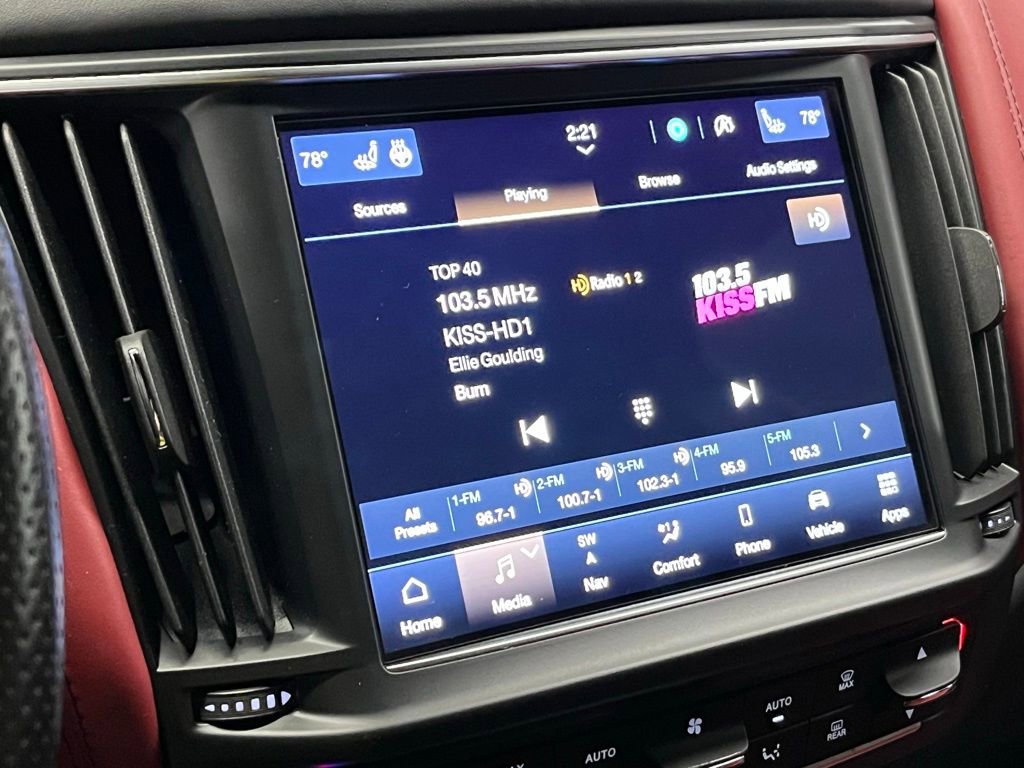 Used 2021 Maserati Levante image 27