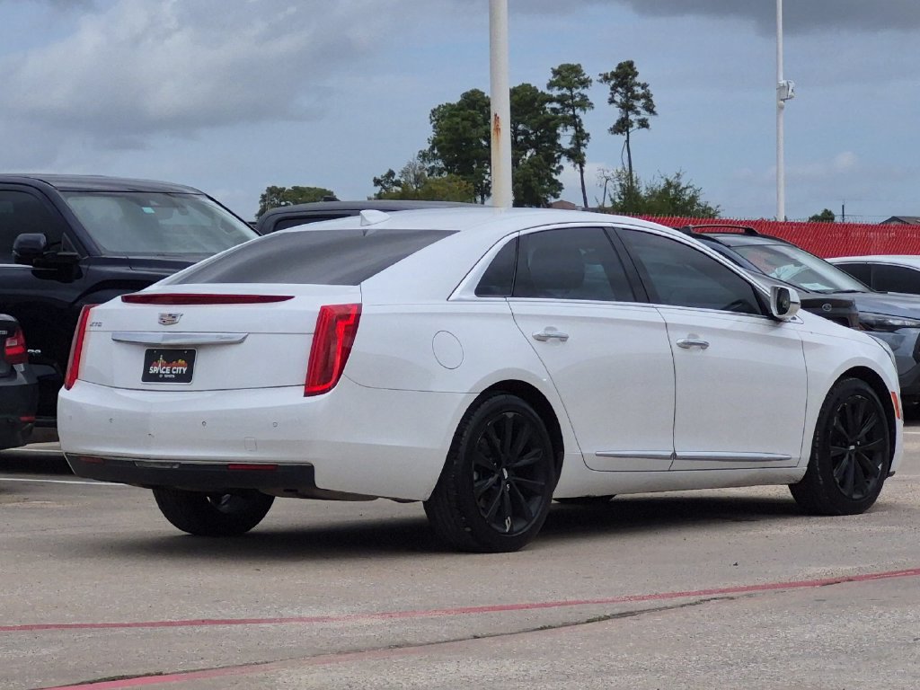 Used 2016 Cadillac XTS FWD image 6