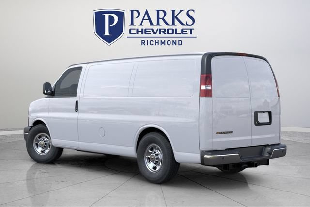 New 2025 Chevrolet Express 2500 w/ Driver Convenience Package RWD image 6