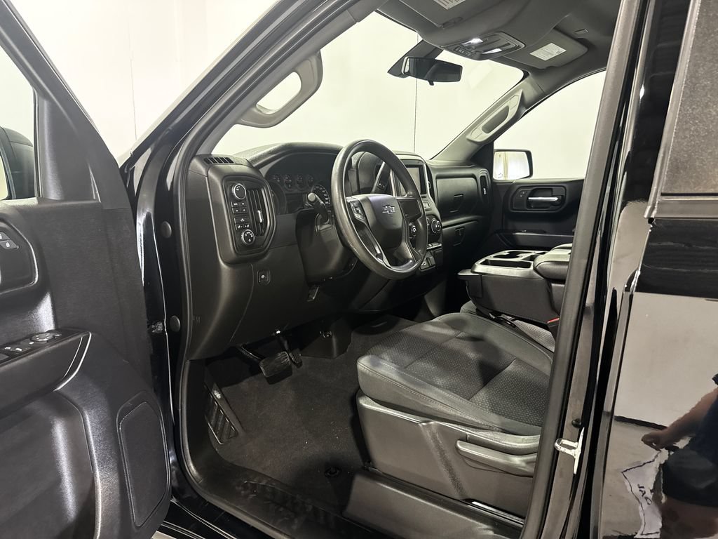 Used 2022 Chevrolet Silverado 1500 Custom Trail Boss w/ LPO, Dark Essentials Package AWD/4WD image 16