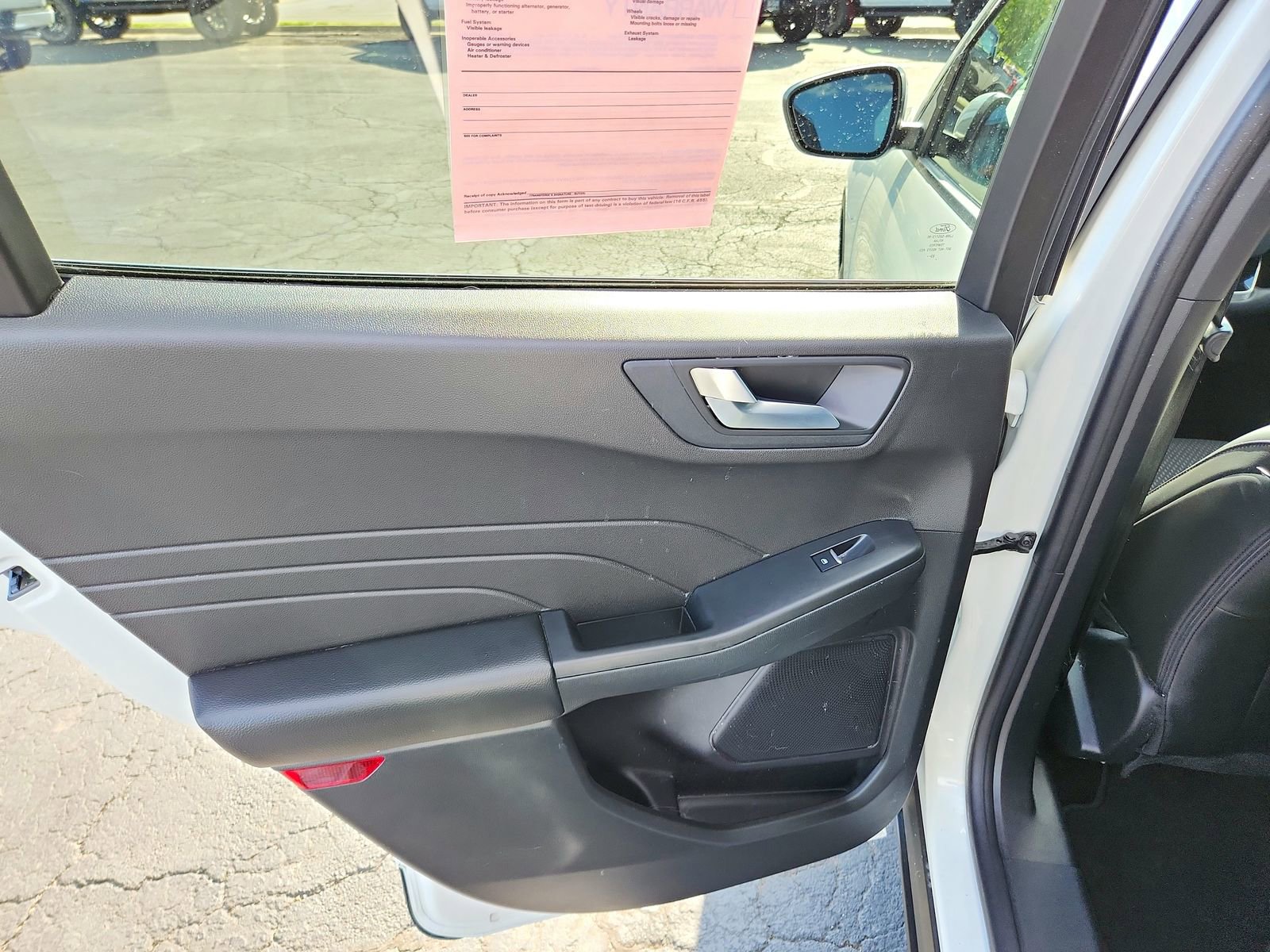 Used 2024 Ford Escape SE FWD image 24