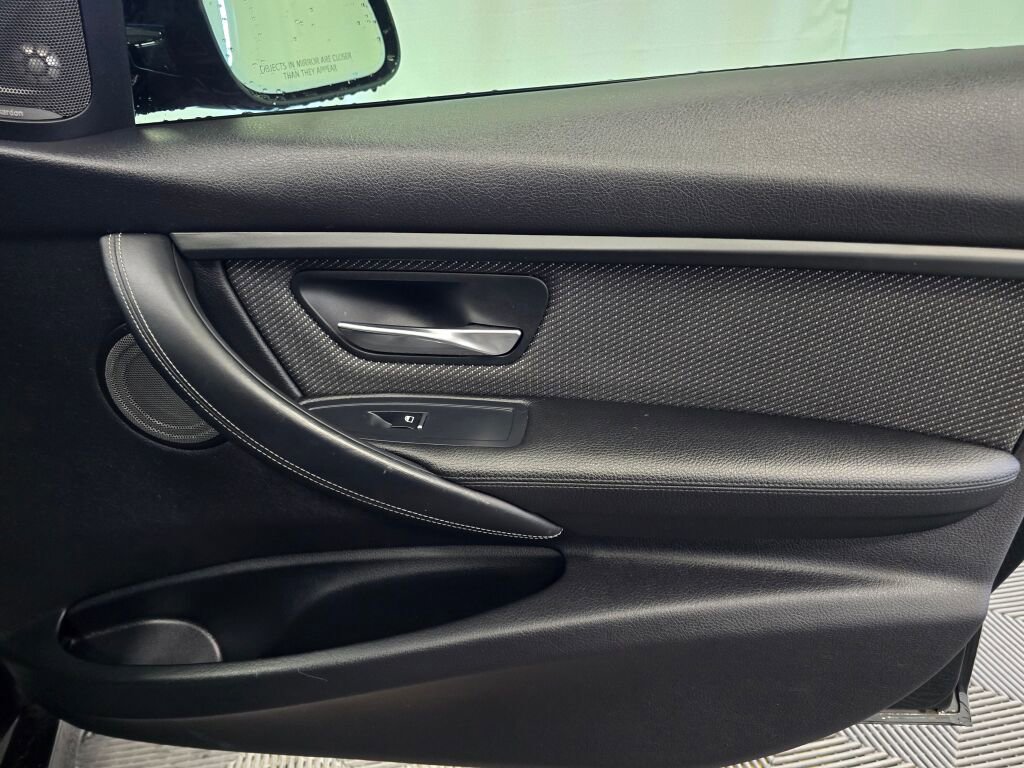 Used 2017 BMW M3 image 23