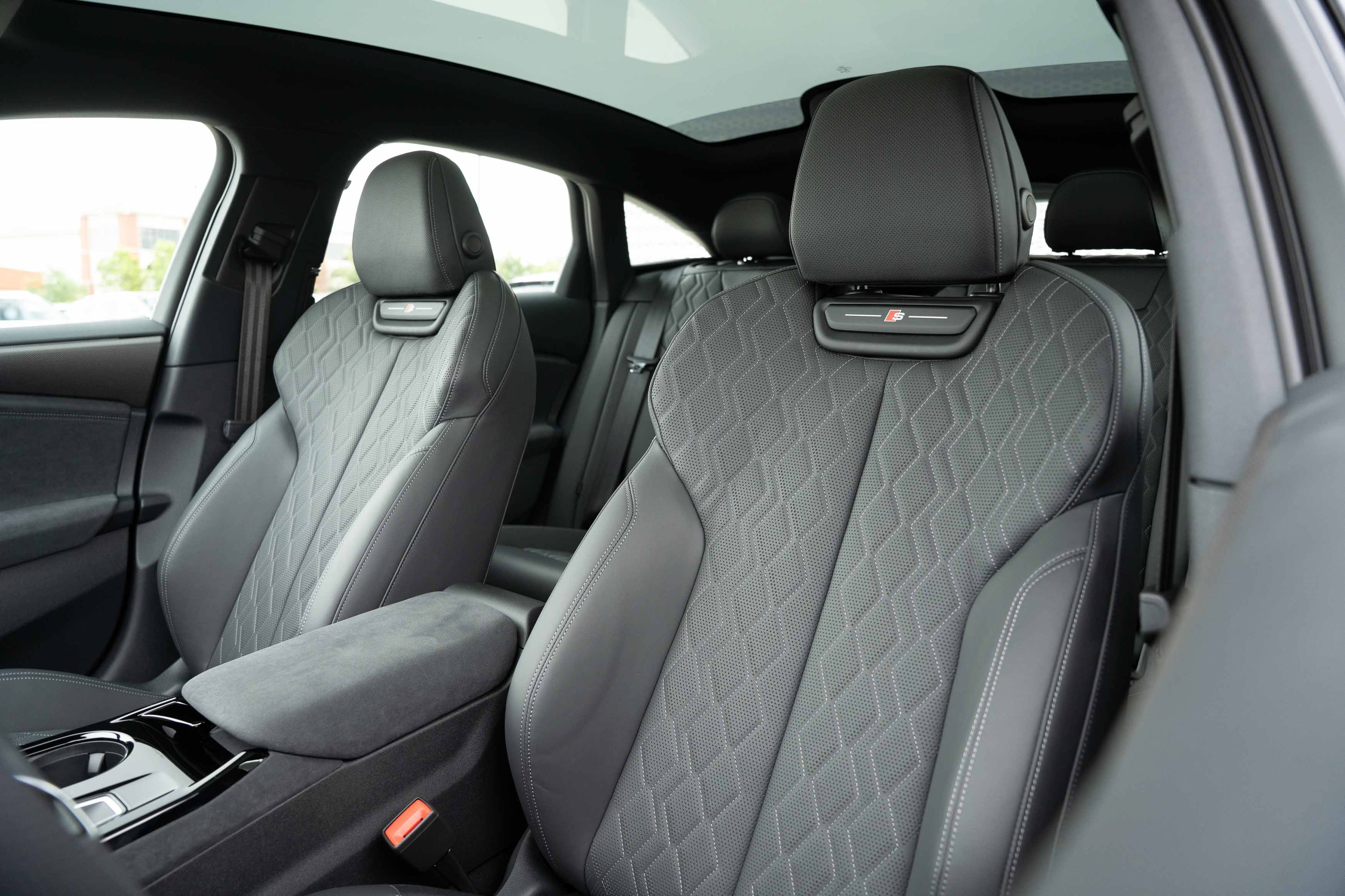 New 2027 Audi S6 e-tron Prestige AWD/4WD image 21