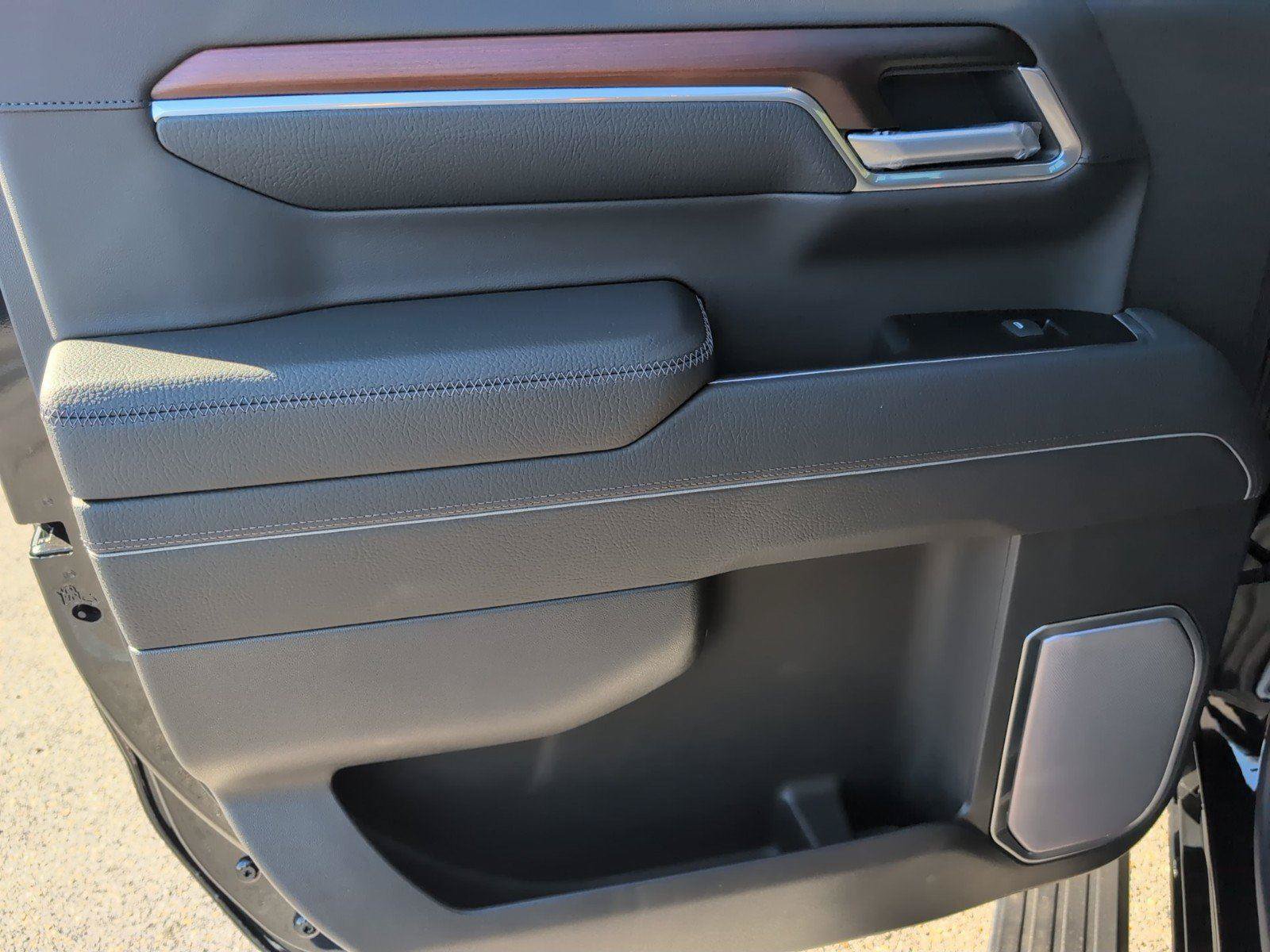New 2026 GMC Sierra 1500 Denali AWD/4WD image 32