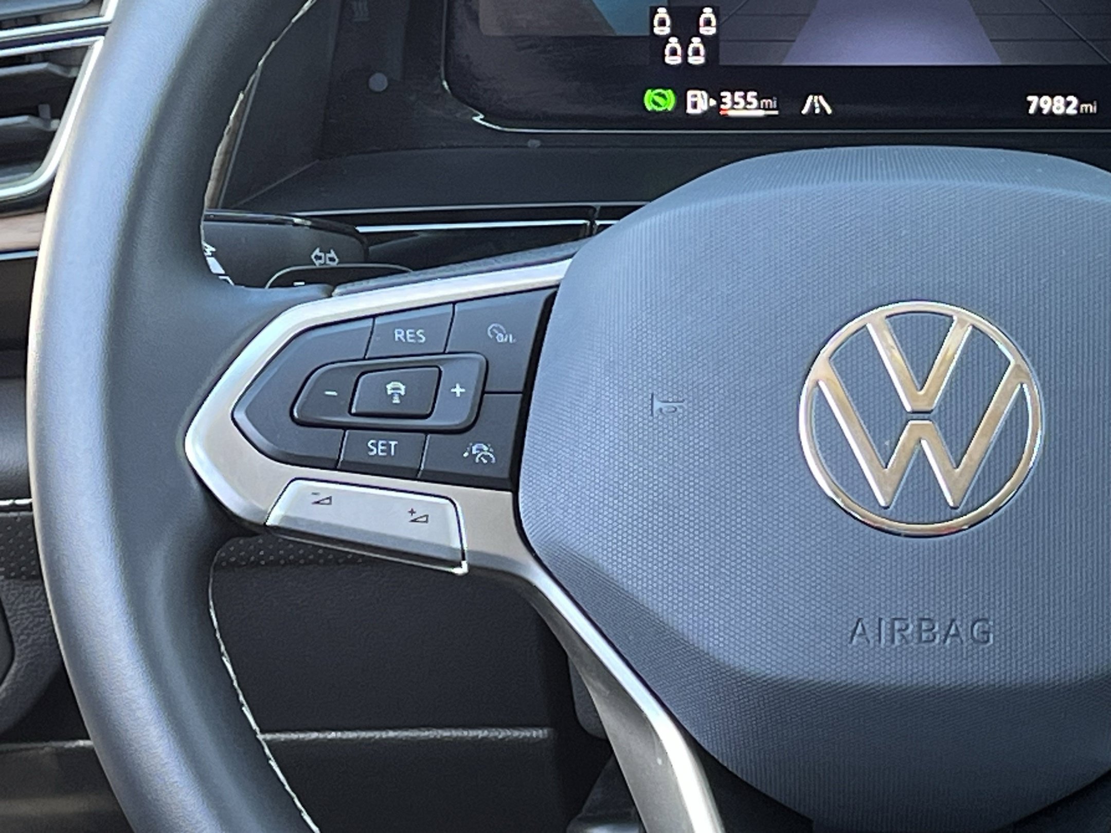 Certified 2026 Volkswagen Atlas SE FWD image 13