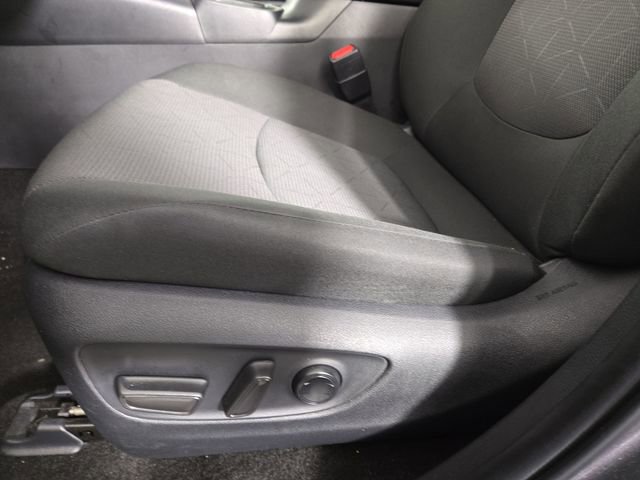 Used 2025 Toyota RAV4 XLE image 29