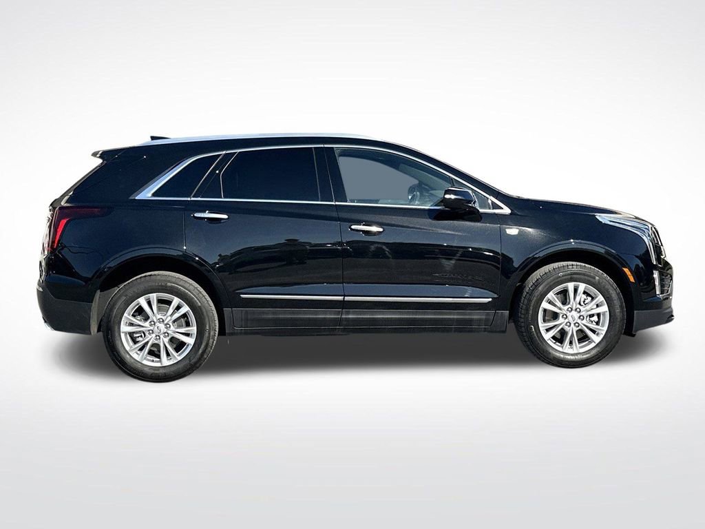 New 2025 Cadillac XT5 Luxury w/ LPO, Floor Liner Package FWD image 5