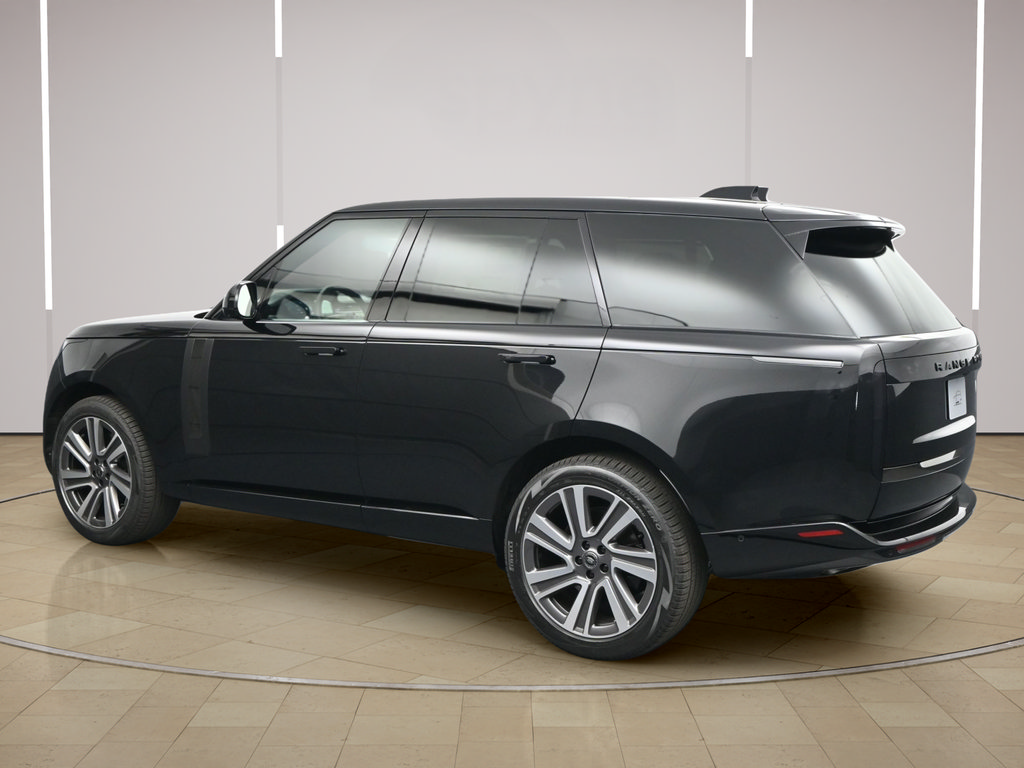 New 2025 Land Rover Range Rover SV AWD/4WD image 3