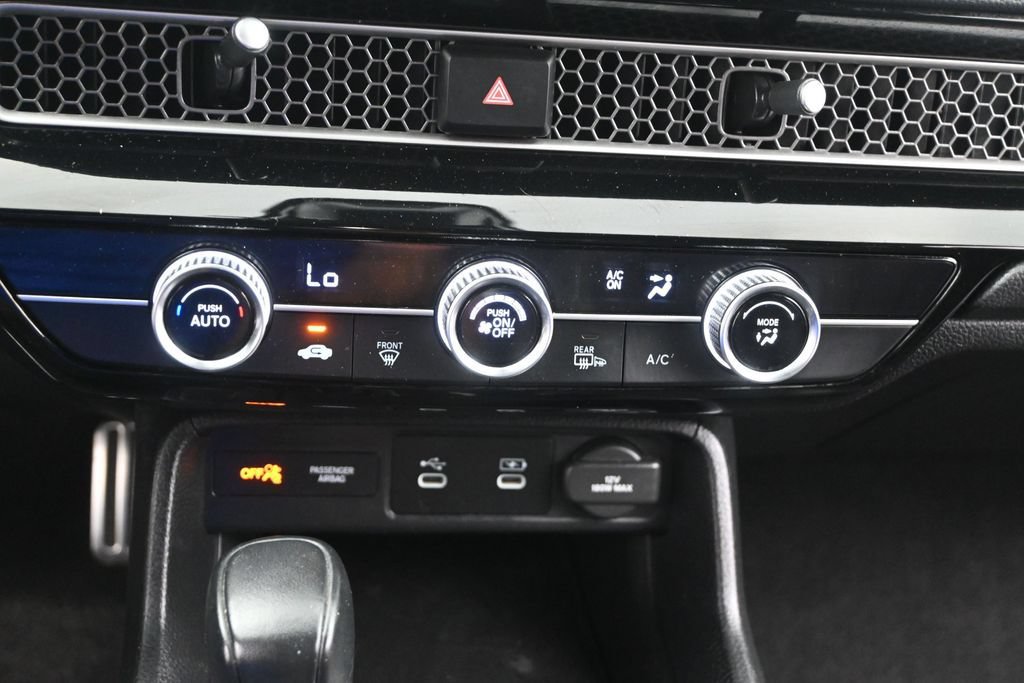 Used 2025 Honda Civic Sport image 16