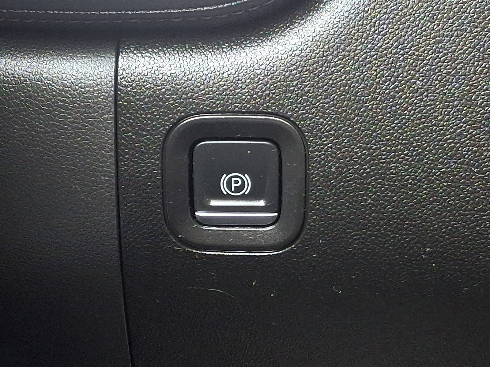 Used 2020 Chevrolet Silverado 1500 LT Trail Boss image 29