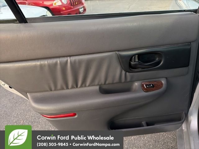 Used 2002 Buick Regal LS w/ SL Western Region Pkg image 27