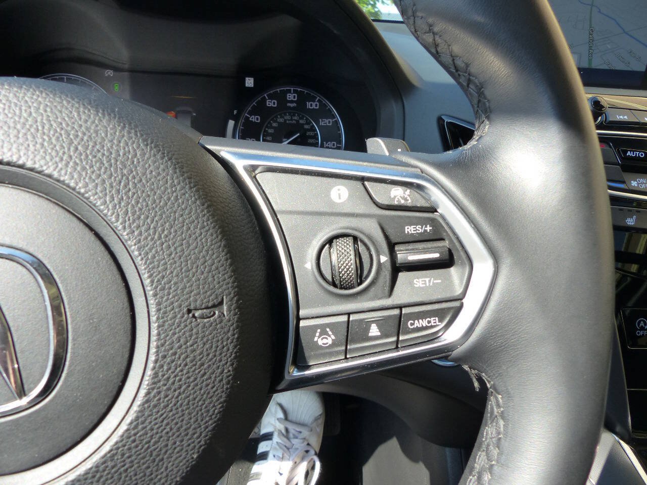 Used 2024 Acura RDX w/ Technology Package AWD/4WD image 30