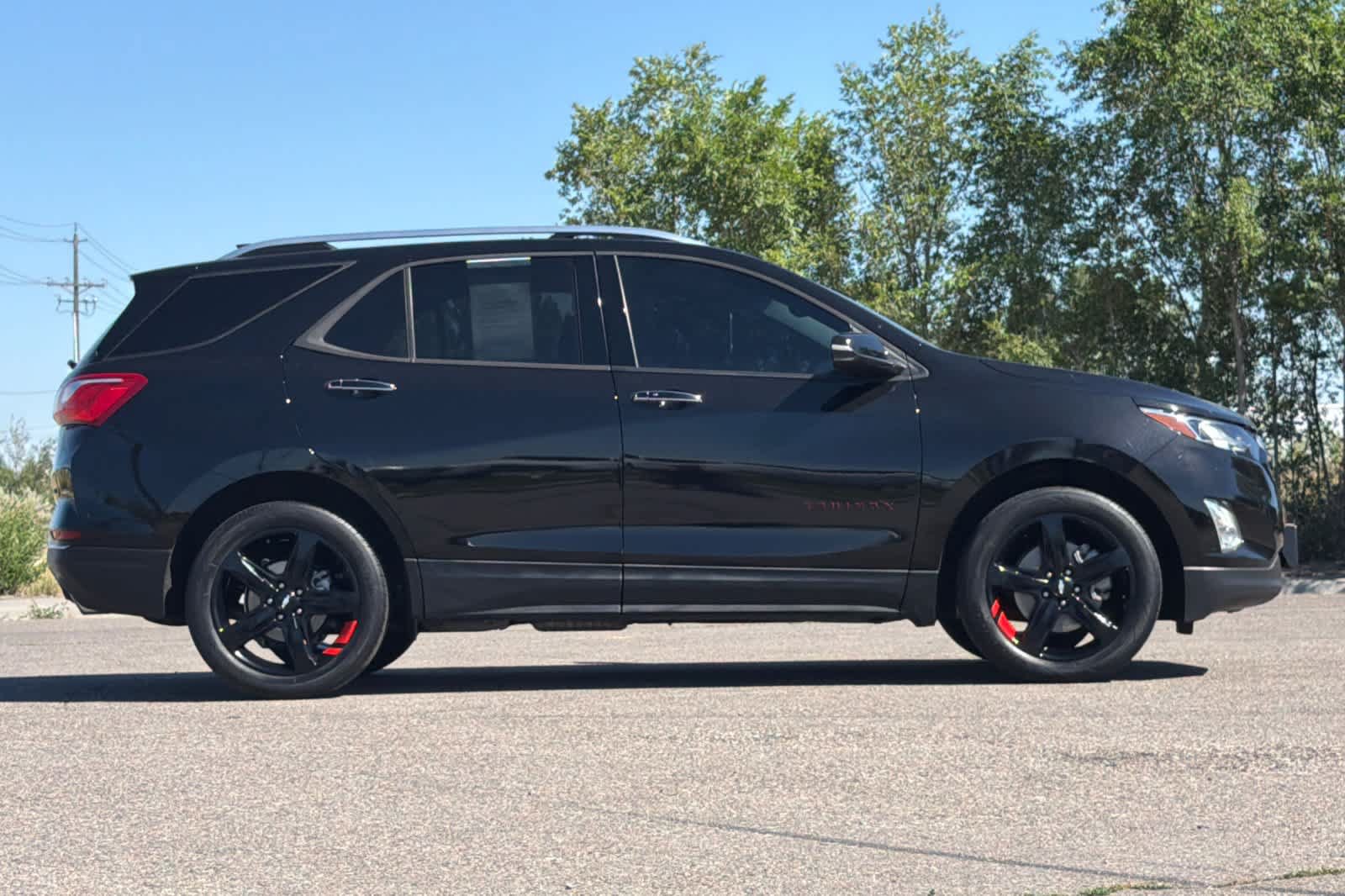 Used 2020 Chevrolet Equinox Premier w/ Premier Redline Edition AWD/4WD image 8