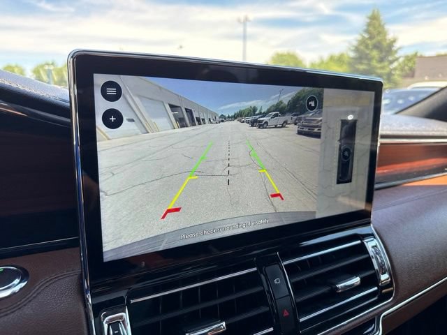 Used 2022 Lincoln Navigator Reserve AWD/4WD image 26