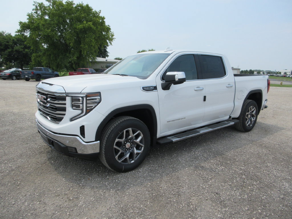 New 2026 GMC Sierra 1500 SLT w/ SLT Premium Plus Package AWD/4WD image 11