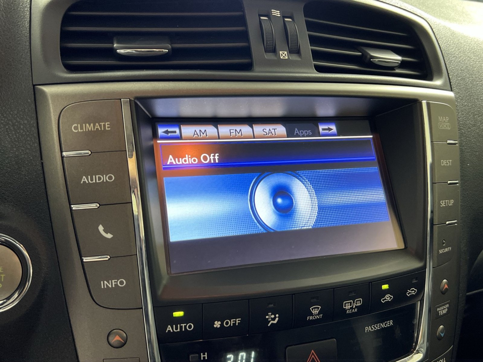 Used 2014 Lexus IS 250C w/ Navigation System Package RWD image 18