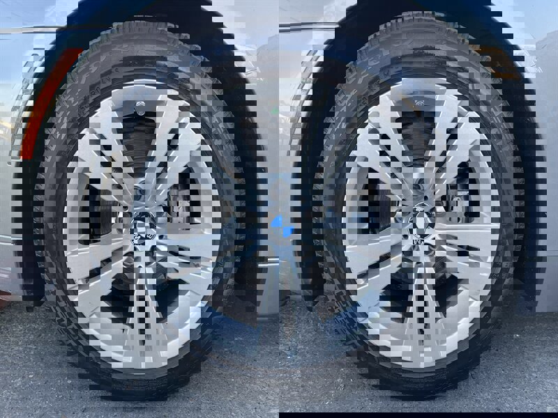 Used 2010 BMW 528i Sedan image 22