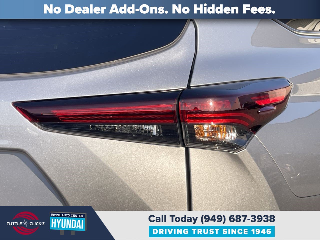 Used 2024 Toyota Highlander XLE FWD image 12