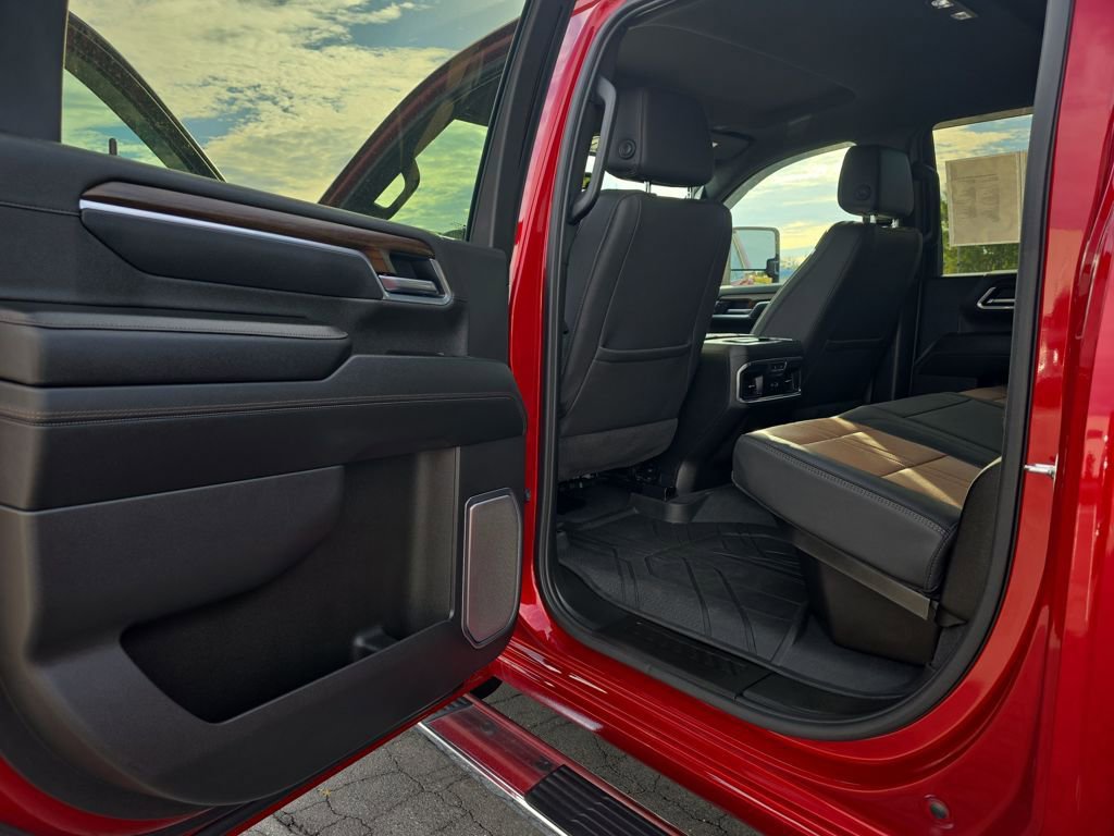 Certified 2025 Chevrolet Silverado 3500 High Country image 49